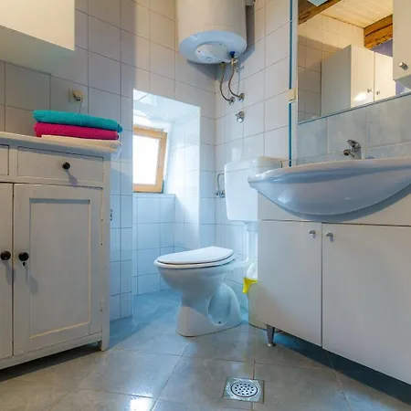 House Andeli בית נופש Banjol